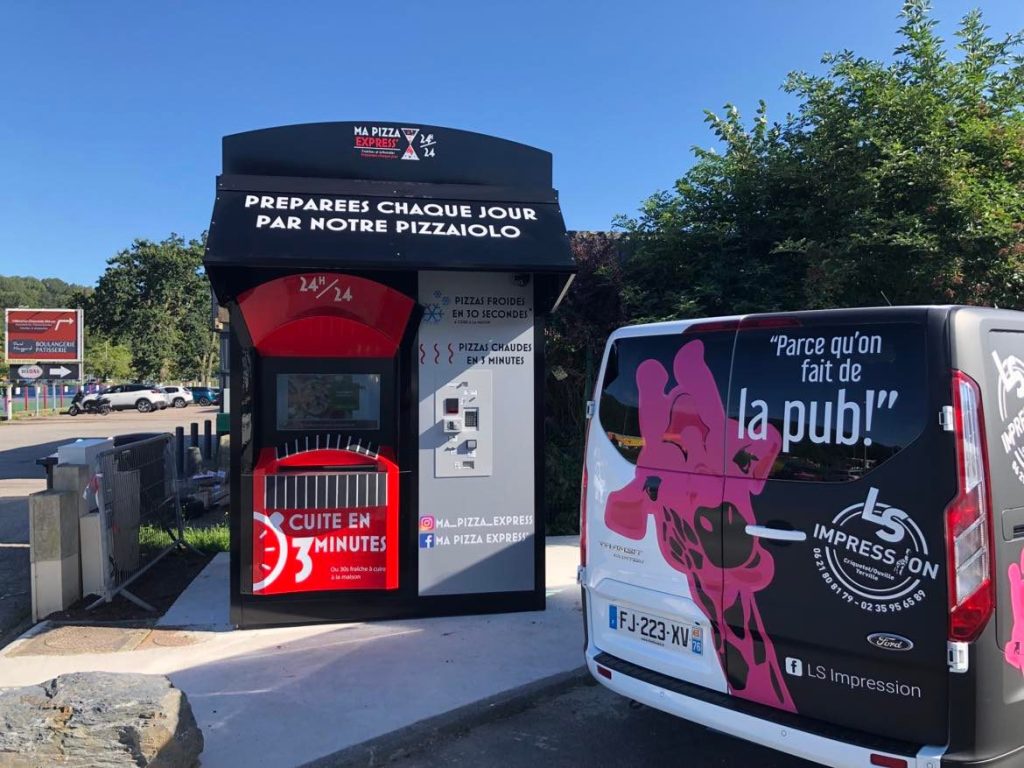 Impression et pose de personnalisation de kiosque à pizza