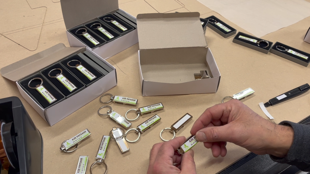 Sublimation et personnalisation de portes clés